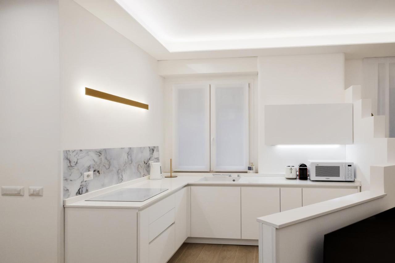 Live Doria - Luxury Apartment Рим Екстериор снимка